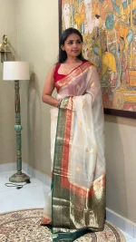 IVORY TISSUE SAREE WITH RED AND GREEN ZARI BORDER - Image 4